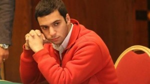 635832608760080300_424