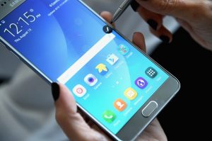 general-atmosphere-of-samsung-unpacked-2015-featuring-the-galaxy-note-5-not-the-galaxy-note-7