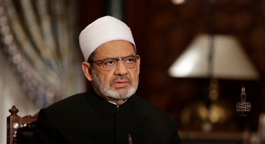شيخ الأزهر ينعى البابا فرنسيس: “الصديق العزيز والرمز الإنساني”