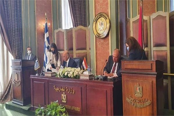 البحرين ترحب بتوقيع مصر واليونان اتفاقا لتعيين المنطقة الاقتصادية