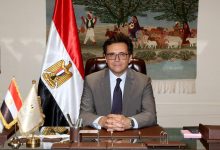 وزير الثقافة: نُتابع لحظة بلحظة حالة الأديب الكبير صنع الله إبراهيم